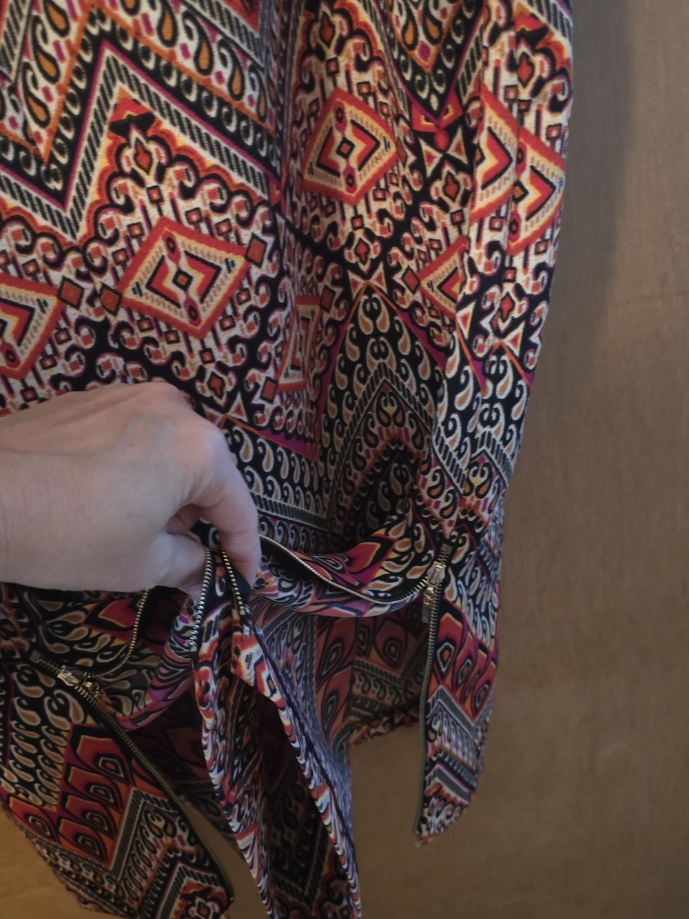 AGB Multicolor Geometric Shift Dress - NEW without Tags - Picture 5 of 6